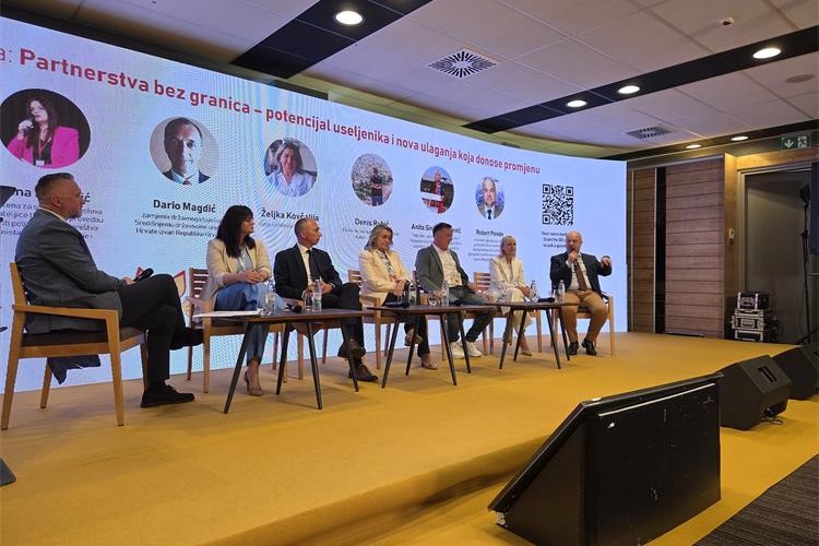 Slika /Ministarstvo demografije i useljeništva/Rab neki kongres.jpg